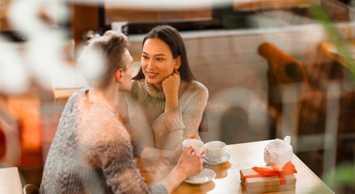 ChatRoulette vs Omegle: Picking the Best Dating App