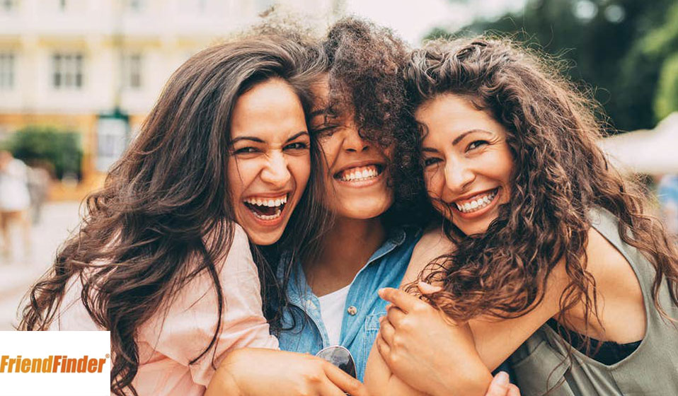 Recenzja FriendFinder — legalna czy oszustwo