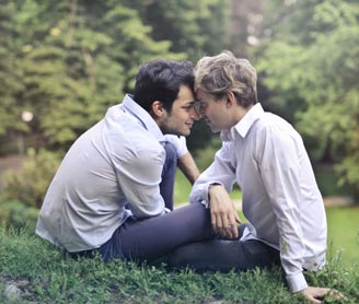 Blued Review  2025  — Real Gay Dating App or Scam?